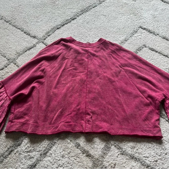 Free People Glorious Sleeves red pullover bell sleeves sweatshirt sweater medium - Picture 10 of 10